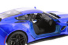 2019 Chevy® Corvette® ZR1 Hardtop, Blue - Showcasts® 71356D - 1/24 Scale Diecast Model Toy Car