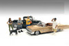 Lowriderz Figure II, Yellow and Blue - American Diorama 76275 - 1/18 Figurine - Diorama Accessory