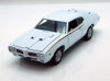 Diecast Car w/Trailer - 1969 Pontiac GTO, White - Welly 22501 - 1/24 scale Diecast Model Toy Car