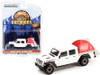 2020 Jeep Gladiator Rubicon w/Modern Truck Bed Tent, White - Greenlight 38010D - 1/64 Diecast Car