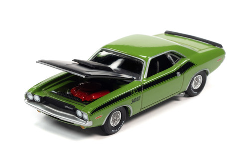 1970 Dodge Challenger T/A, Go Green - Auto World AWSP086/24A - 1/64 scale Diecast Model Toy Car