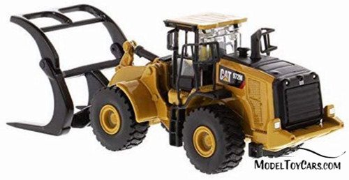 Caterpillar 972M Wheel Loader with Log Fork and Operator, Yellow - Diecast Masters 85950 - 1/87 scale Diecast Model Toy Car