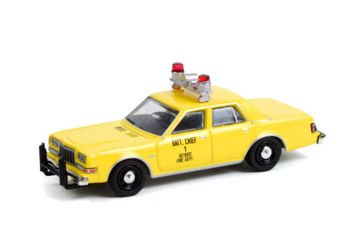 1982 Plymouth Gran Fury, Yellow - Greenlight 67020C/48 - 1/64 scale Diecast Model Toy Car