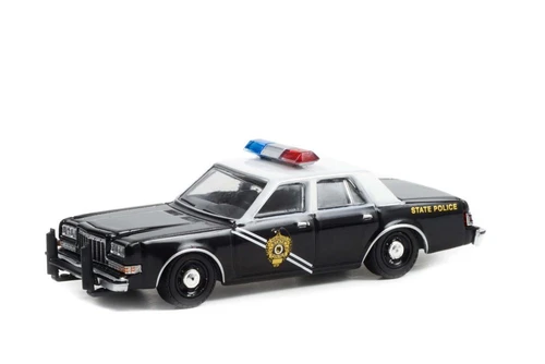 1984 Dodge Diplomat, Thelma & Louise  - Greenlight 44945E/48 - 1/64 scale Diecast Model Toy Car