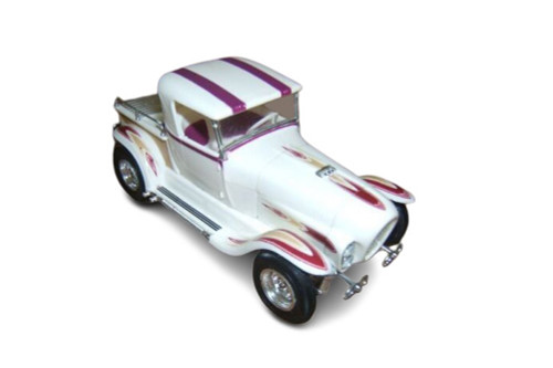George Barris Ala Kart Pickup Truck, White - AMT AMT1330/12 - 1/25 Scale Plastic Model Kit