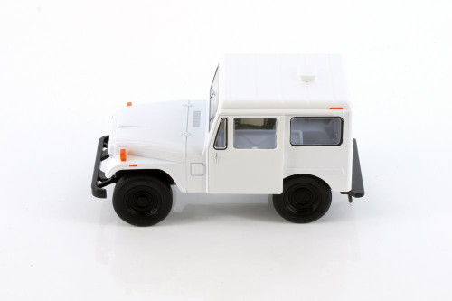 1971 Jeep DJ-5B, White - Kinsmart 5433D - 1/26 scale Diecast Model Toy Car