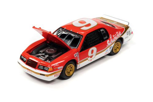 1986 Ford Thunderbird Stock Car, Red w/White - Johnny Lightning JLSF024/48A - 1/64 Scale Model Car