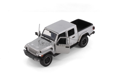 2021 Jeep Gladiator Overland (Closed Top) Pickup Truck, Silver - Showcasts 71365D - 1/27 Scale Car (1 car, no box)