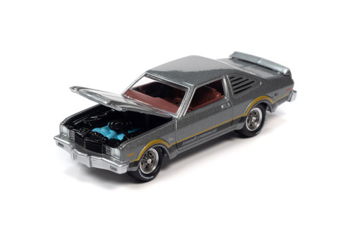 1976 Plymouth Volare Road Runner, Silver - Johnny Lightning JLSP197/24B - 1/64 scale Diecast Car