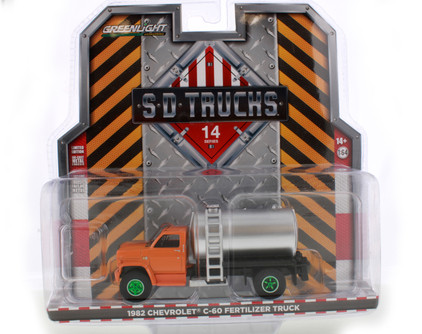 CHASE CAR Green Machine - 1982 Chevy C-60 Fertilizer Truck, Orange and Silver - Greenlight 45140A - 1/64 Diecast Replica