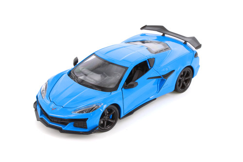 2023 Chevy Corvette Z06 Hardtop Sports Car, Blue - Welly 24120/4D - 1/24 Scale Diecast Model Toy Car