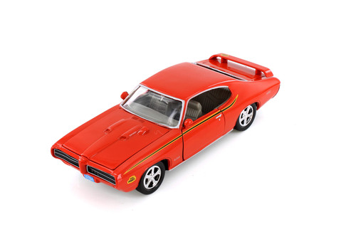 1969 Pontiac GTO Judge Hardtop, Orange - Showcasts 77242ORD - 1/24 Scale Diecast Model Toy Car