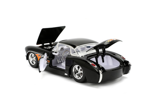 1957 Chevy Corvette with Batgirl Figurine, Batgirl - Jada 30457