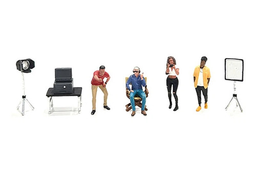 "Behind the Scenes" 7pc Figure Set, ASSTD - American Diorama AD-2426MJ - 1/64 Scale Figurine - Diorama Accessory