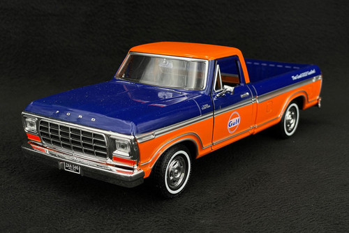 1979 Ford F-150 Custom Pickup Truck "Gulf", Dark Blue/Orange - Motor Max 79652 - 1/24 Scale Diecast Model Toy Car
