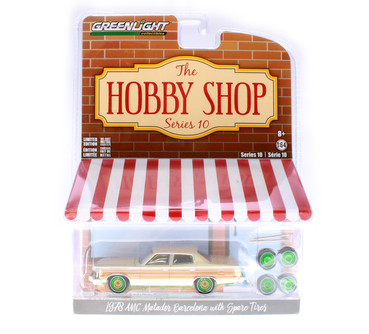 GREEN MACHINE 1978 AMC Matador Barcelona w/Spare Tires, Sand Beige/Tan - Greenlight 97100C - 1/64 Diecast Car