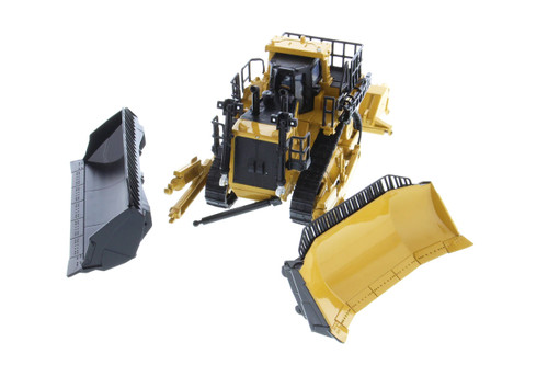 Caterpillar D11 Dozer w/2 Blades & Rear Rippers, Yellow - Diecast Masters 85637 - 1/64 Scale Diecast Model Toy Car