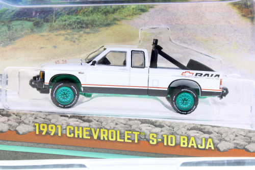 GREEN MACHINE 1991 Chevy S-10 Baja Extended Cab, White - Greenlight 35210/48 - 1/64 scale Diecast Model Toy Car