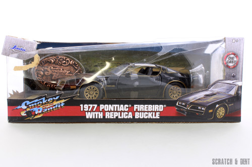 1977 Pontiac Firebird with  Belt Buckle, Smokey & Bandit - R-23893 - 1/24 Scale Diecast Model Toy Car