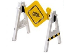 Road Barrier, White/Yellow - Hobby Gear 17016 - 1/24 Scale Diorama Accessory