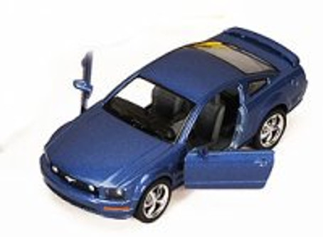 2006 Ford Mustang GT with Captain America Figure, Blue - 31187 - 1