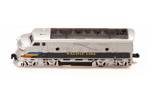 Classic Locomotive, Silver - Showcasts 9933D - 7.5 Inch Scale Diecast Model Replica (1 train, no box)