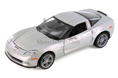 2007 Chevy Corvette Hard Top, Silver - Showcasts® 22504/4D - 1/24 Scale Diecast Model Toy Car