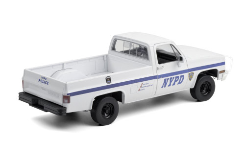 New York City Police Department 1984 Chevy CUCV M1008and-  13561 - 1/18 scale Diecast Model Toy Car