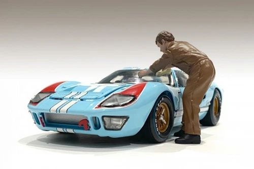 Race Day 1 Figure V, Light Brown - American Diorama 76387 - 1/24 scale Figurine - Diorama Accessory