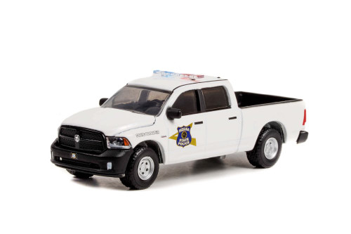 2018 Dodge Ram 1500 Pickup Truck, White - Greenlight 42990C/48 - 1/64 scale Diecast Model Toy Car