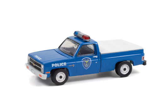 1981 Chevy C-10 Custom Deluxe, Blue/White - Greenlight 30278 - 1/64 scale Diecast Car