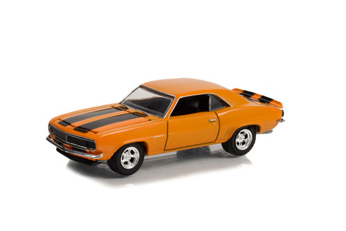 1967 Chevy Camaro RS, Counting Cars - Greenlight 44970F/48 - 1/64 Scale Diecast Model Toy Car