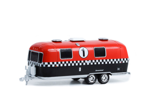 1971 Airstream Double-Axle Land Yacht Safari Custom #1 - Greenlight 34130C - 1/64 Scale Diecast Car
