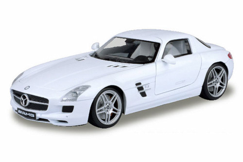 Mercedes- Benz SLS AMG Hard Top, White - Motormax 79162W - 1/18 scale Diecast Model Toy Car