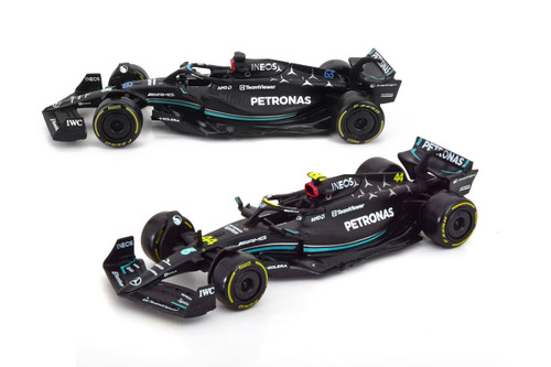 2023 Mercedes-Benz AMG Petronas F1 Team 2-Pack, Black - Bburago 18
