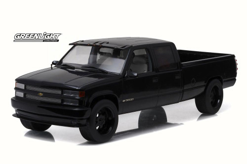 1997 Custom Chevy C-3500 Crew Cab Silverado Pickup Truck, Black - Greenlight 19016 - 1/18 Scale Diecast Model Toy Car