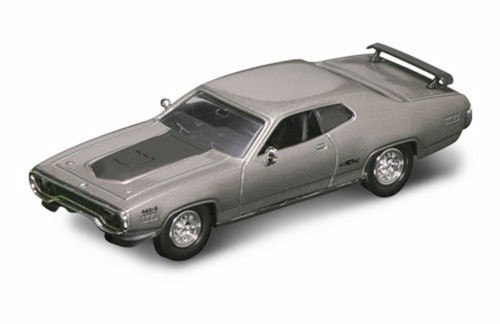 1971 Plymouth GTX, Silver - Road Signature 94218 - 1/43 Scale Diecast Model Toy Car