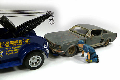 Tow Truck Driver Scott Figure, Blue - American Diorama Figurine 23905AD - 1/24 scale