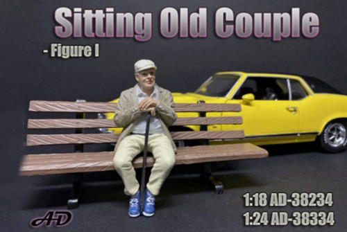 Sitting Old Couple Figure I - American Diorama 38234 - 1/18 Figurine - Diorama Accessory