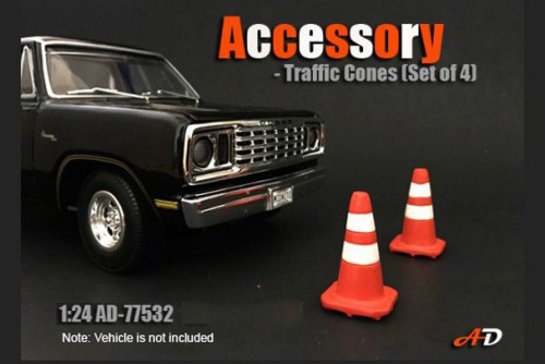 Traffic Cones, American Diorama 77532 - 1/24 Scale Accessory for Diecast Cars