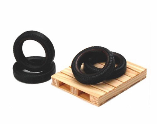 Pallet & Spare Tires - Phoenix 17014 - 1/24 Scale Diecast Car Accessory