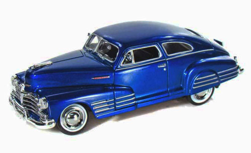 1948 Chevy Aerosedan Fleetline- Motormax Premium American 73266 - 1/24 Scale Diecast Model Car