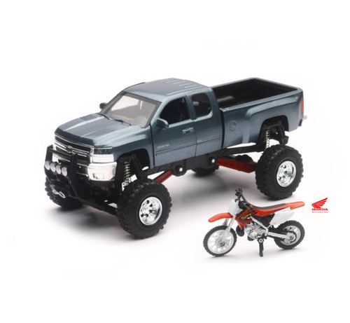 ミニカー CHEVROLET SILVERADO / INDIAN SCOUT ミニカー CHEVROLET SILVERADO / INDIAN SCOUT 2020 Chevy