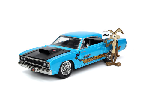 1970 Plymouth Road Runner w/Wile E. Coyote Figure, Looney Toons - Jada Toys 32038, 1/24 Diecast Car