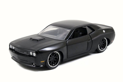 Dom's Dodge Challenger SRT8, Black - JADA Toys 97384 - 1/32 Scale Diecast Model Toy Car