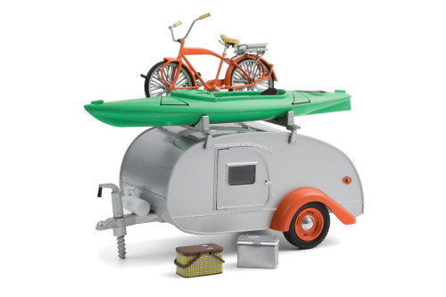 Teardrop Trailer with Roof Rack, Bicycle, Kayak, Cooler & Picnic Basket, Silver and Red - Greenlight 18460 - 1/24 scale Diecast Model Toy Car