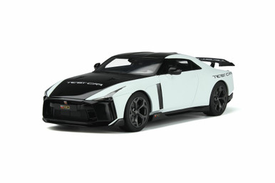 GTR R50 1/18 GT SPIRIT 1400台限定 2021 Nissan GT-R50 Test Car, White and Black - GT Spirit GT853 - 1