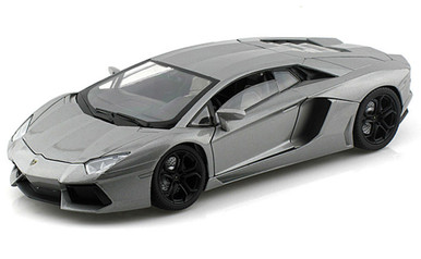 79154-MMT-SILVER-Lamborghini-