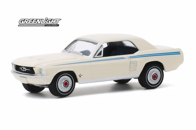 30161-48-GL-1967-Ford-Mustang-