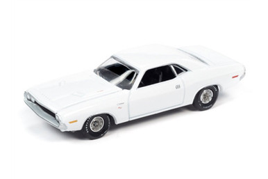 1970 Dodge Challenger R/T Hardtop, White - Auto World AWSP050/24B - 1/64  scale Diecast Model Toy Car